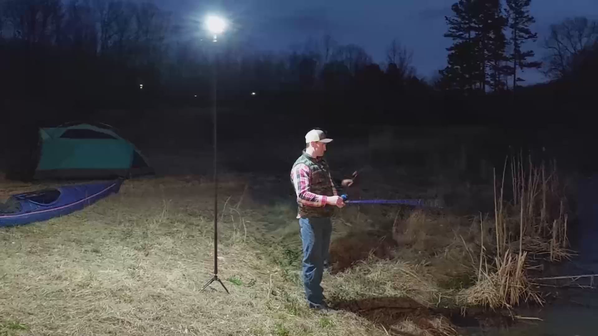 STKR - FLi-PRO Telescoping Light - Rechargeable 8' Area Light and