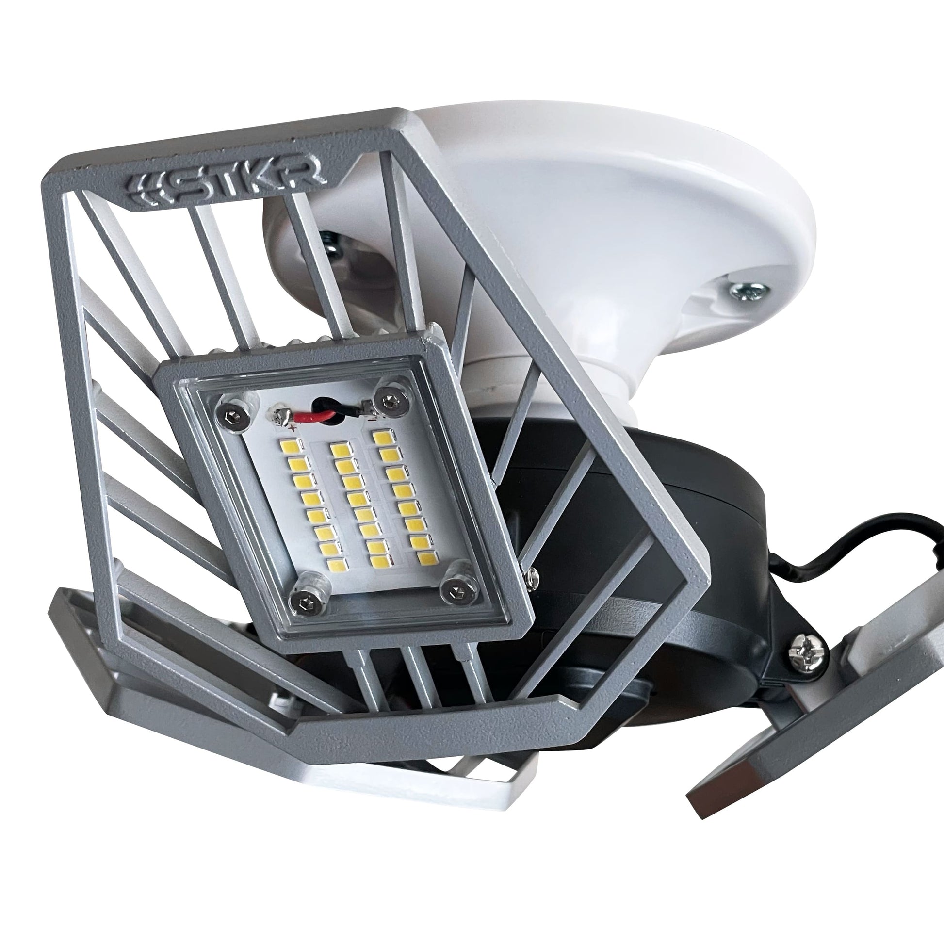 Close view of a TRiLIGHT 2.0 LED panel and center housing